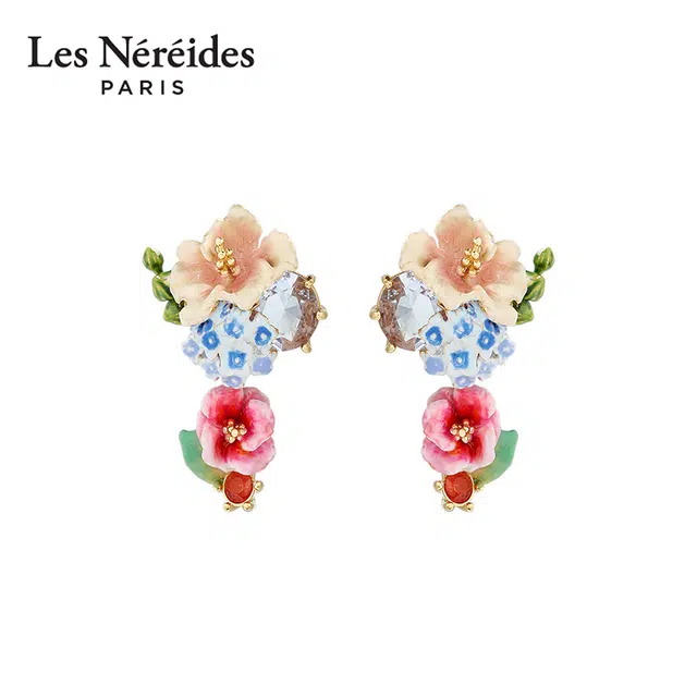 LES NEREIDES
