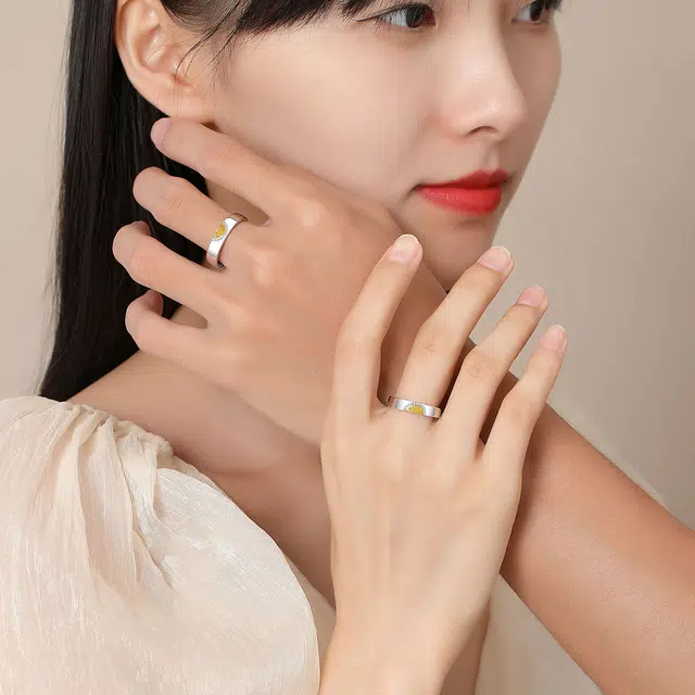 S925