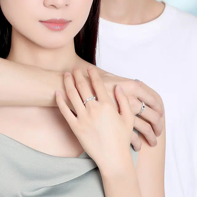 S925