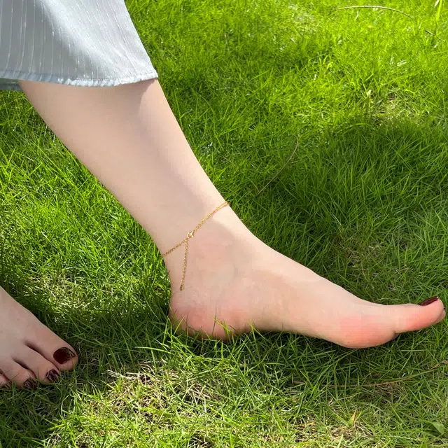 S925