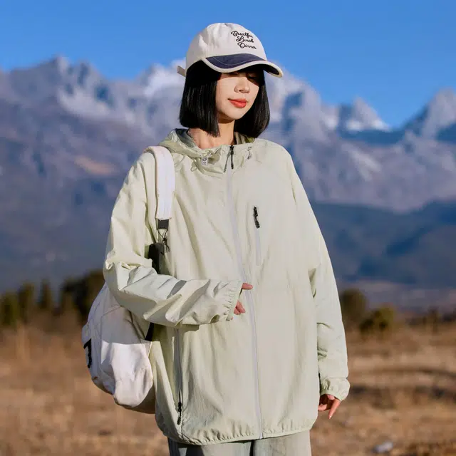 黑恐龙 户外出行运动皮肤衣休闲舒适透气百搭柔软连帽简约时尚宽松长袖防晒服 男女同款