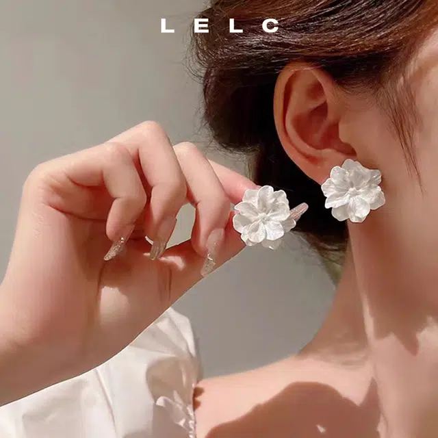 LELC 2025 S925