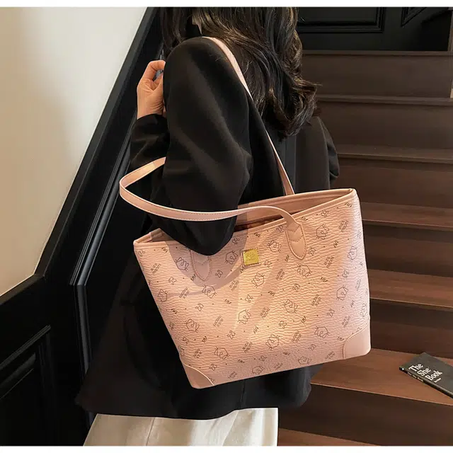FCTOSSR PU Tote