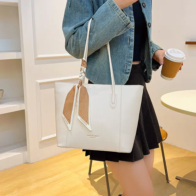 FCTOSSR PU Tote