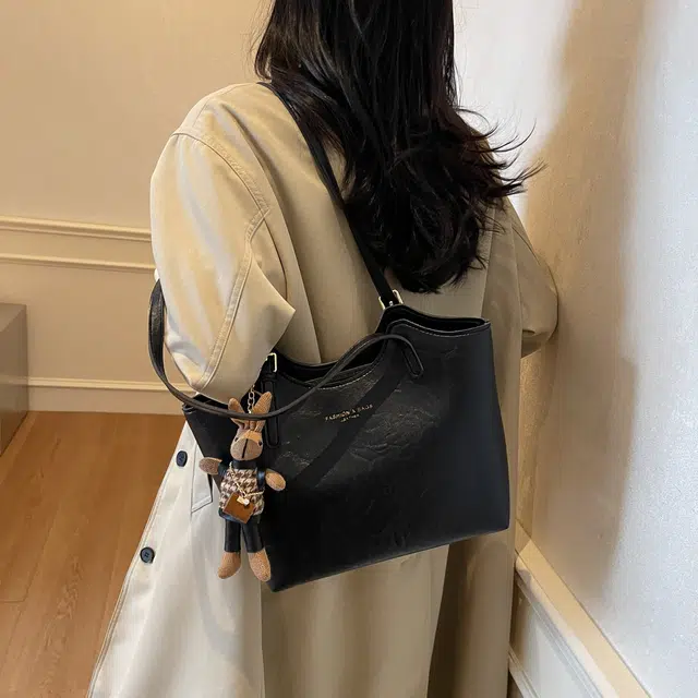 FCTOSSR PU Tote