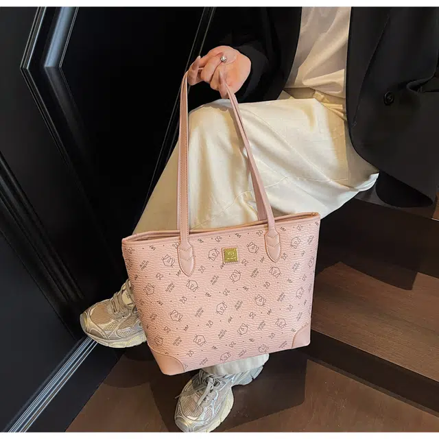FCTOSSR PU Tote