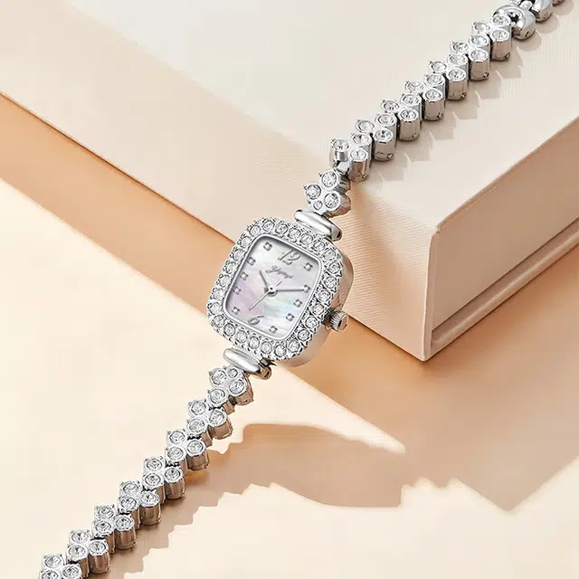 雅嘉怡 腕表 石英机芯 合金表带 彩色表盘 女表 闪亮百搭高颜值女士手表潮流时尚浪漫气质奢华温柔公主风满钻镶嵌小众轻奢女款精致礼盒