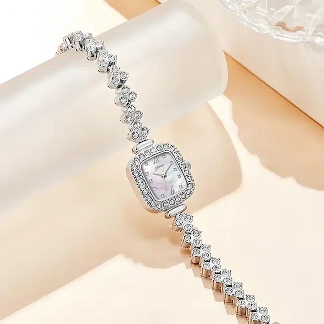 雅嘉怡 腕表 石英机芯 合金表带 彩色表盘 女表 闪亮百搭高颜值女士手表潮流时尚浪漫气质奢华温柔公主风满钻镶嵌小众轻奢女款精致礼盒