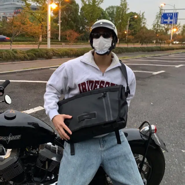 Timbuk2