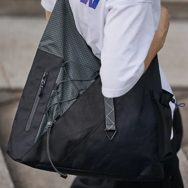 Subcrew Tote