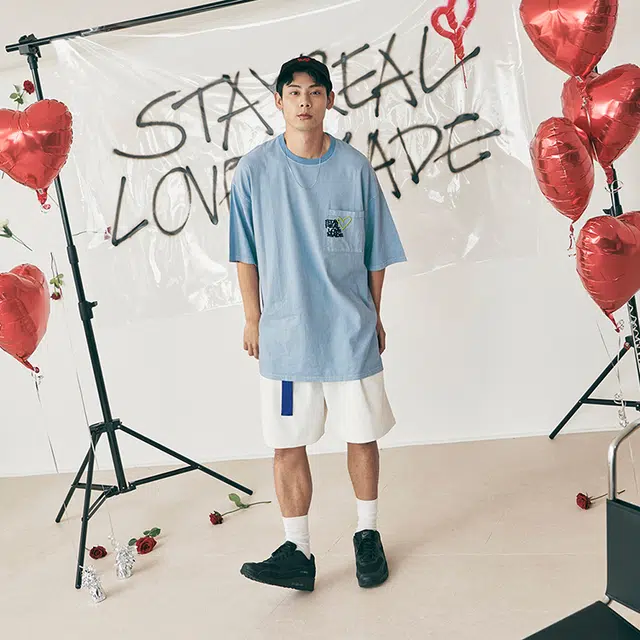 STAYREAL LOVE MADE LOGOT