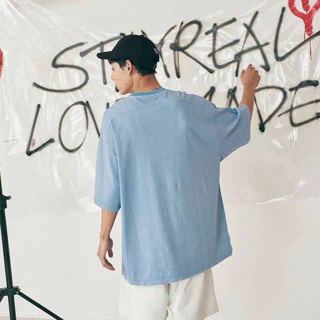 STAYREAL LOVE MADE LOGOT