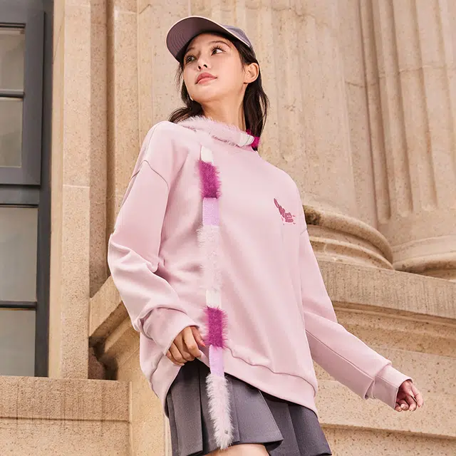 鸿星尔克 生活系列 熊抱爱意趣味字母爱心印花纯色宽松圆领套头卫衣 男款 糖粉色