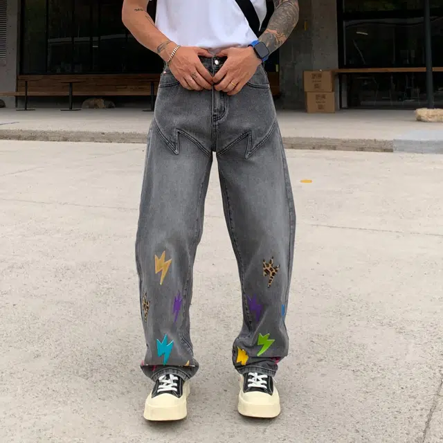 宝米卡 国潮美式彩色闪电街头个性宽松设计感潮牌直筒水洗长裤牛仔裤 男女同款