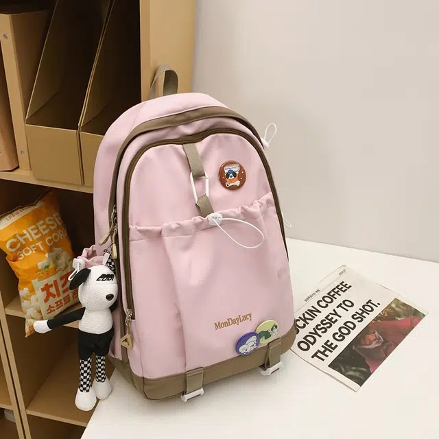 爱尔绅特 小众设计简约时尚百搭 尼龙 双肩包 男女同款情侣款 多色