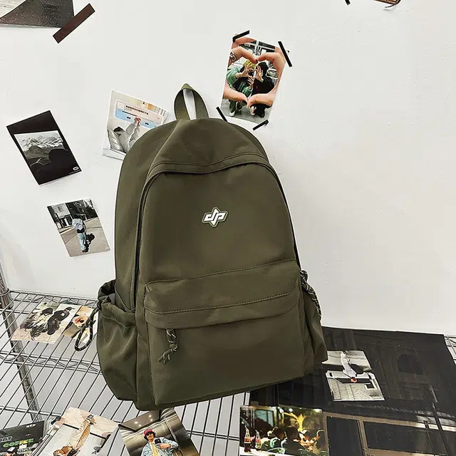 爱尔绅特 休闲简约大容量书包轻便背包轻便高颜值校园学生质感小清新 尼龙 双肩包 男女同款情侣款 多色