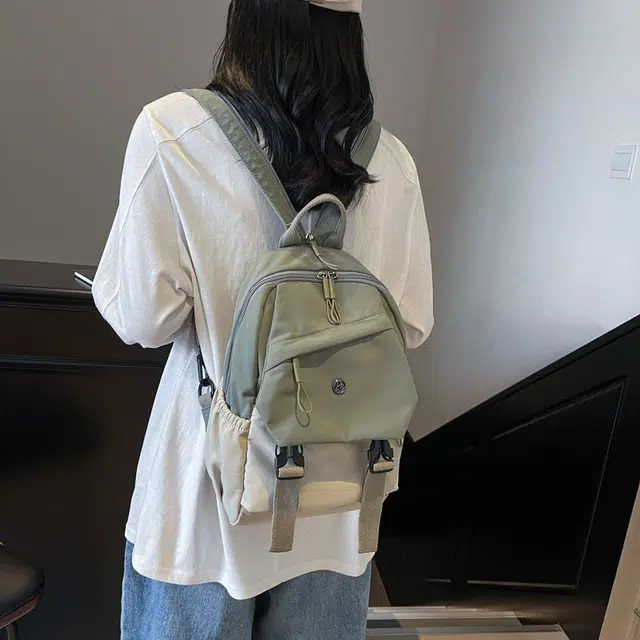 爱尔绅特 轻便多功能时尚高颜值 布 双肩包 男女同款情侣款 多色