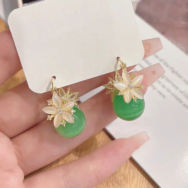 双生恋 双面花朵耳扣小众设计感百搭时尚精致日常通勤约会耳饰轻奢高级感 铜 耳环 女款