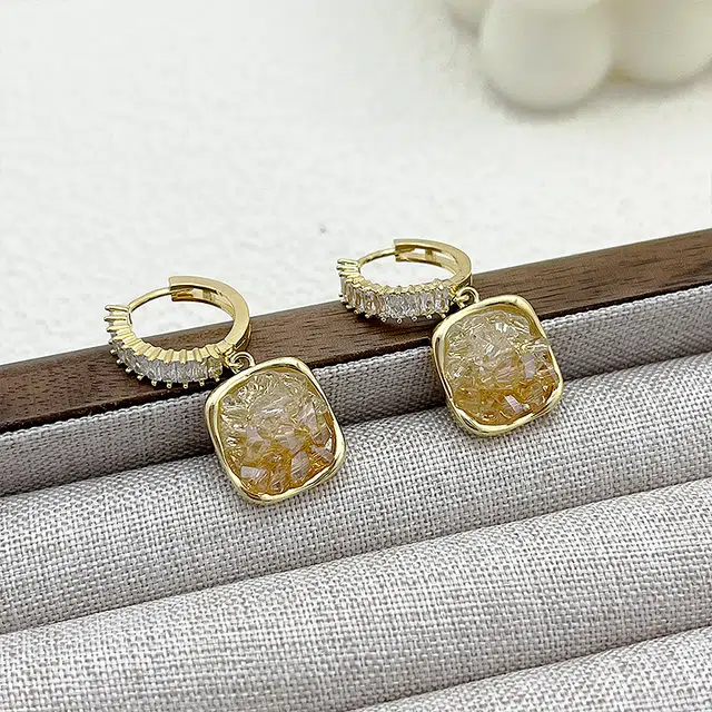 双生恋 渐变小众设计感百搭时尚精致日常通勤约会轻奢高级感 铜 耳环 女款