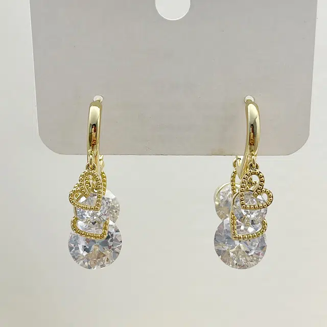 双生恋 爱心小众设计感百搭时尚精致日常通勤约会轻奢高级感 铜 耳环 女款