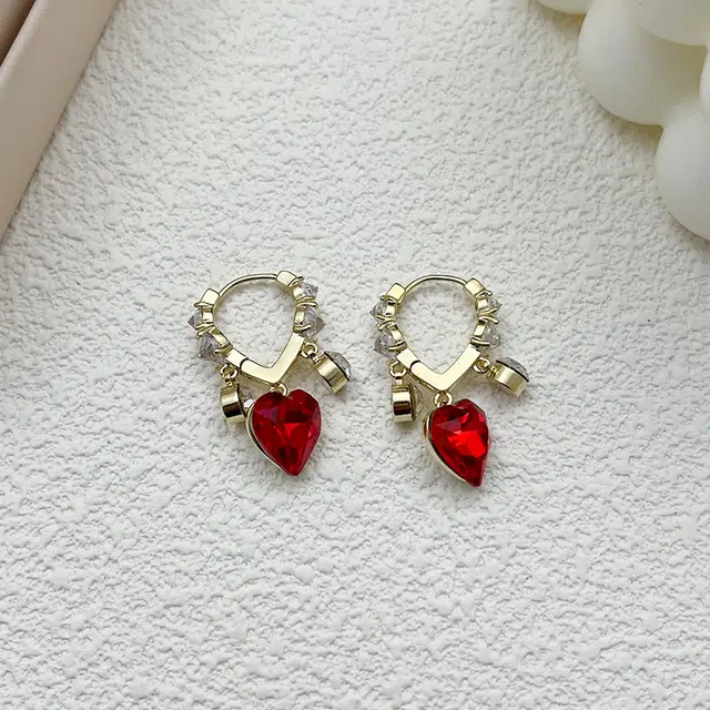双生恋 爱心小巧耳扣小众设计感百搭时尚精致日常通勤约会耳饰轻奢高级感 铜 耳环 女款