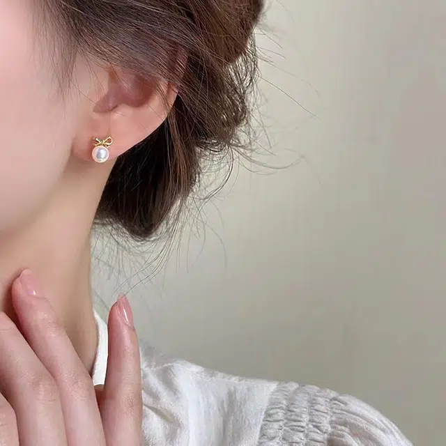 品彩 珠事顺利 圆珠蝴蝶结 淡水珍珠 耳钉 女款