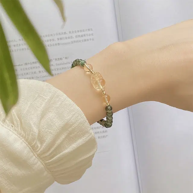 轻奢高级感 气质时尚 精致百搭 水晶貔貅 品彩 好运 财源滚滚 四季发财 玛瑙 手串 女款