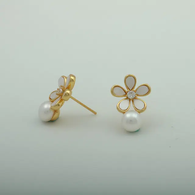 品彩 花朵耳饰 小巧高级感 年轻轻奢时尚 淡水珍珠 耳环 女款