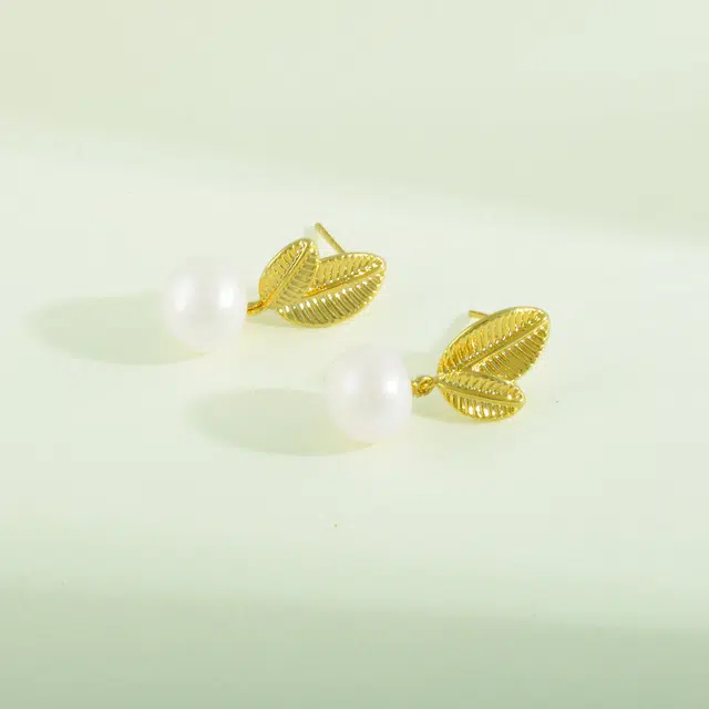 品彩 叶子耳饰 圆珠 小清新甜美 风  个性时尚 年轻气质 淡水珍珠 耳环 女款