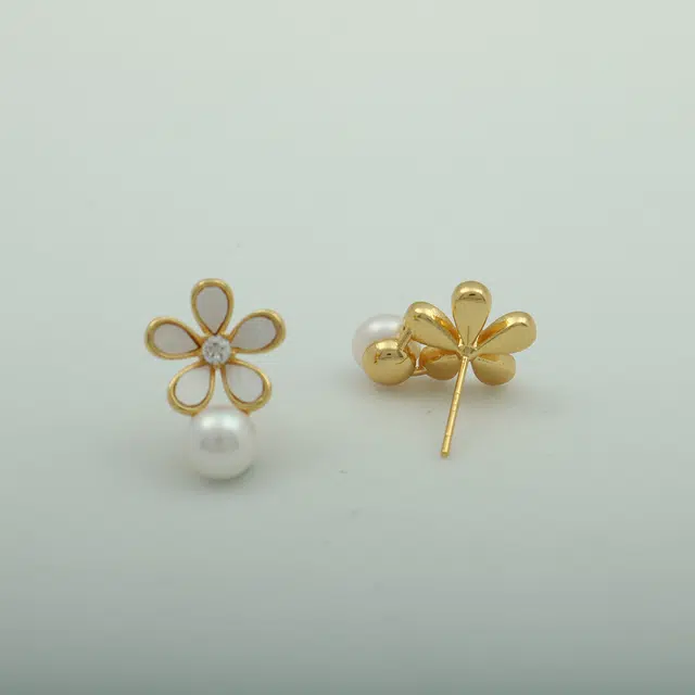 品彩 花朵耳饰 小巧高级感 年轻轻奢时尚 淡水珍珠 耳环 女款