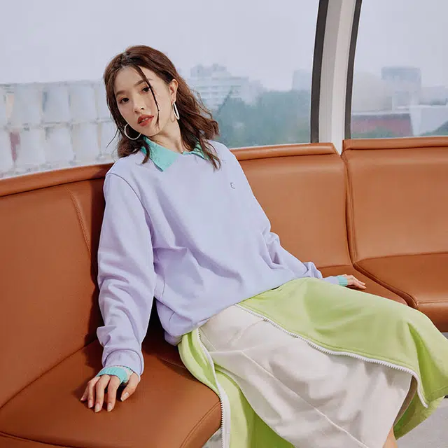 Skechers
