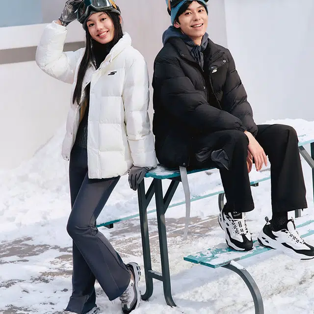 Skechers