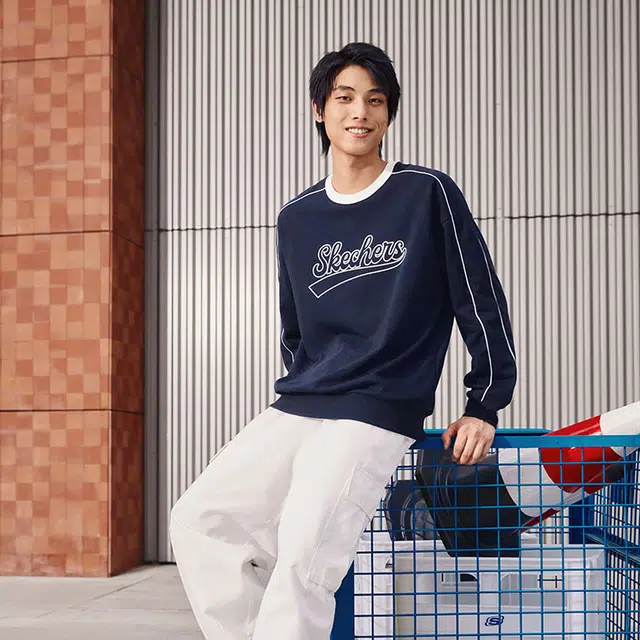 Skechers