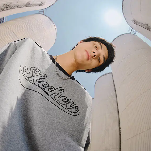 Skechers