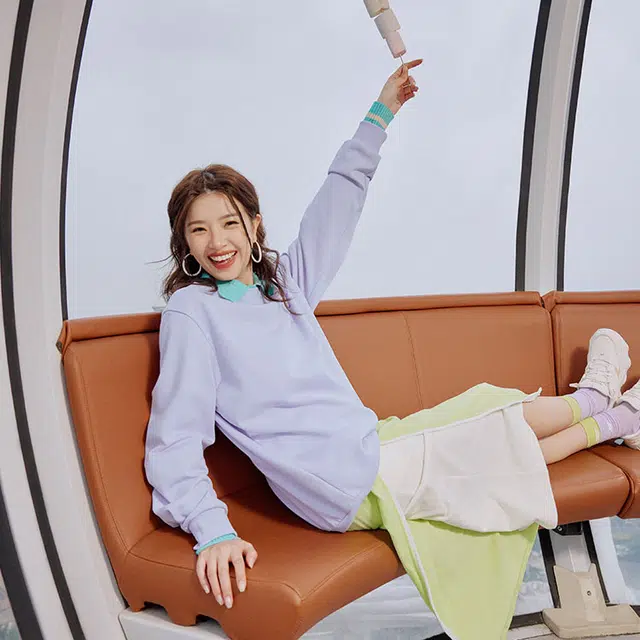 Skechers