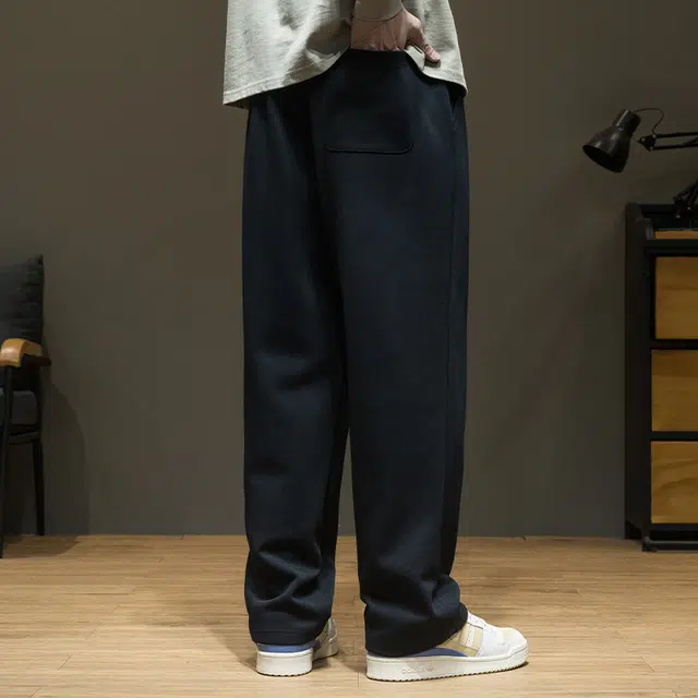 希越 秋季复合牛奶丝美式纯色简约直筒运动卫裤春秋宽松休闲裤 男款