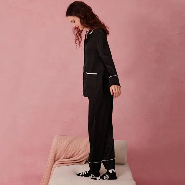 弗利少女 冰丝长袖薄款高级感翻领春秋睡衣可外穿家居套装 女款 黑色
