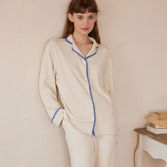 弗利少女 贝壳绣翻领保暖睡衣秋冬棉质长袖家居服套装 家居套装 女款