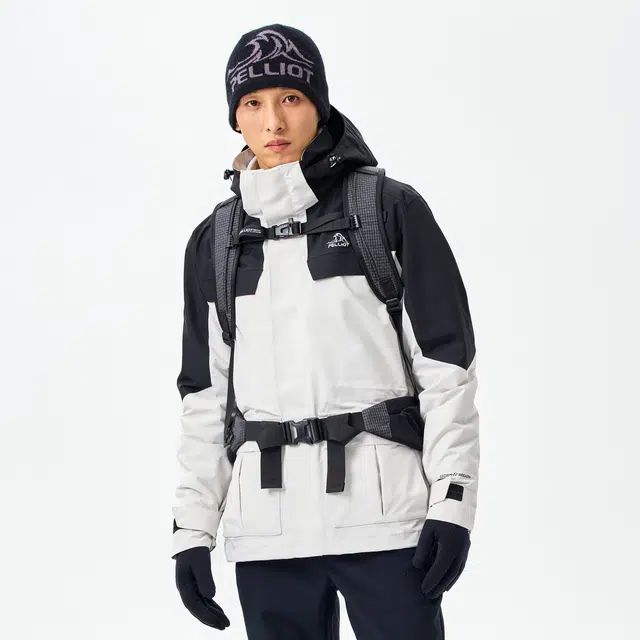 PELLIOT 1.0