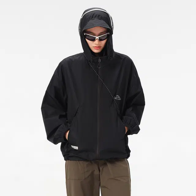 PELLIOT Mountain Series Lightweight Sunscreen Jacket