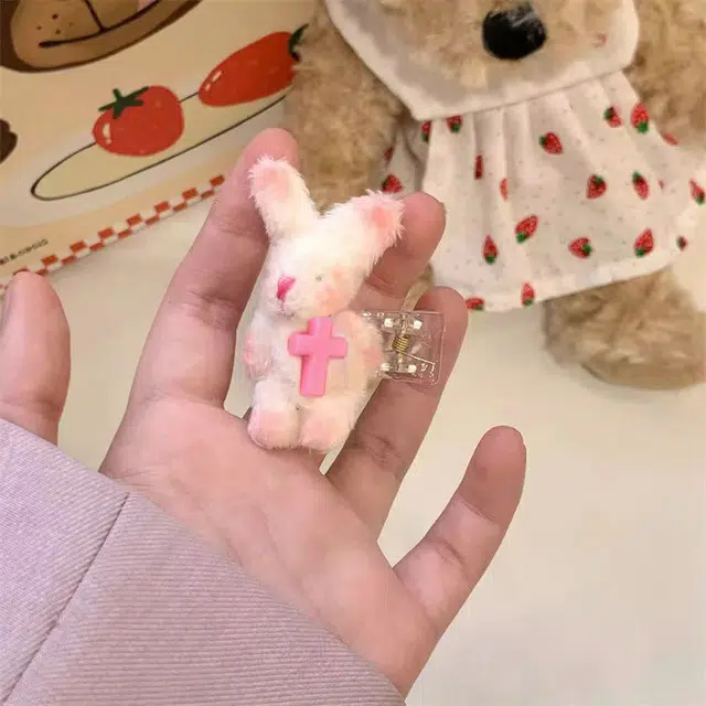 白卷 毛绒刘海治愈可爱腮红笨笨兔发饰 女款 闺蜜款