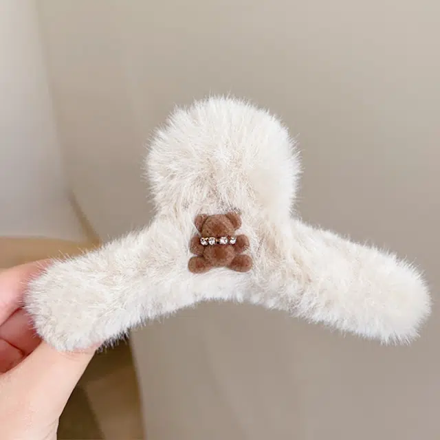 白卷 秋冬简约后脑勺抓夹可爱小熊毛绒发饰 女款 闺蜜款