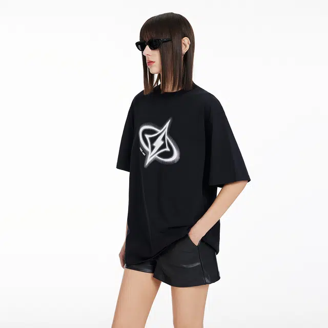 LINCchic T