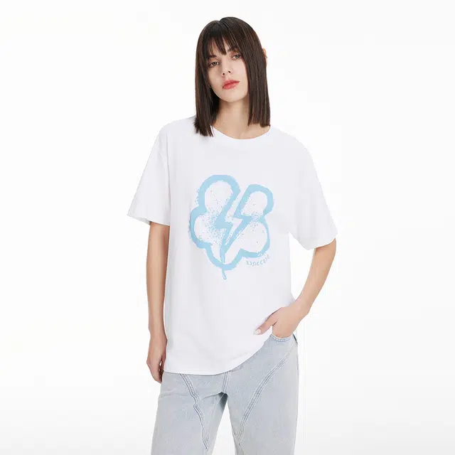LINCchic T