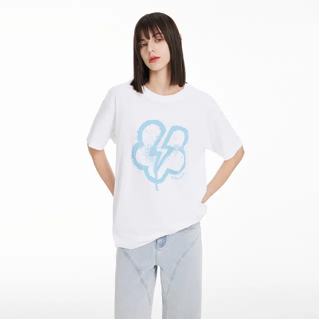LINCchic T