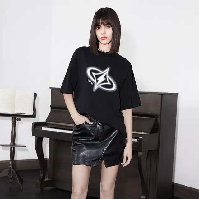 LINCchic T