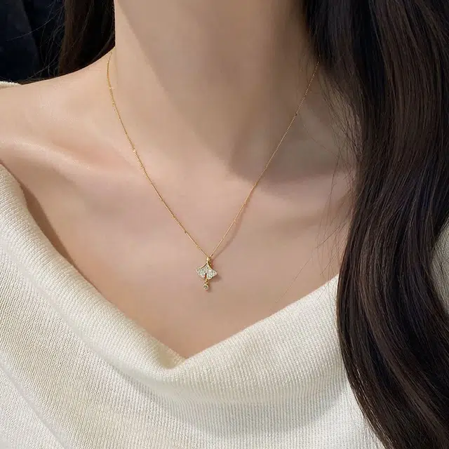 S925