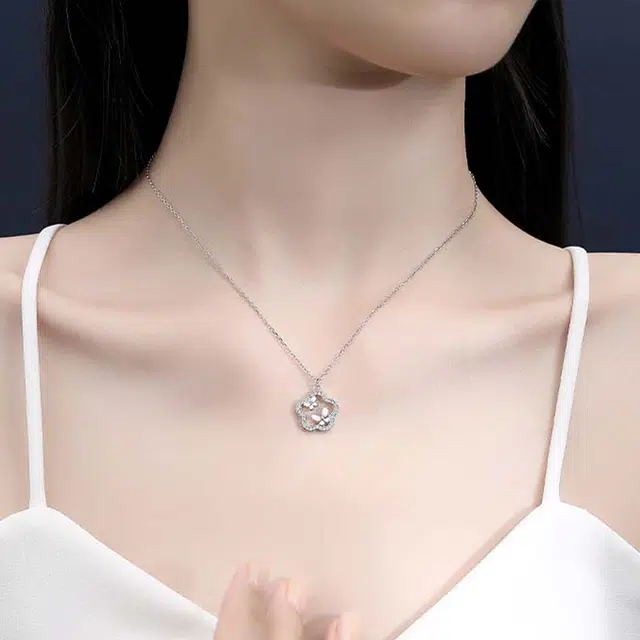 S925
