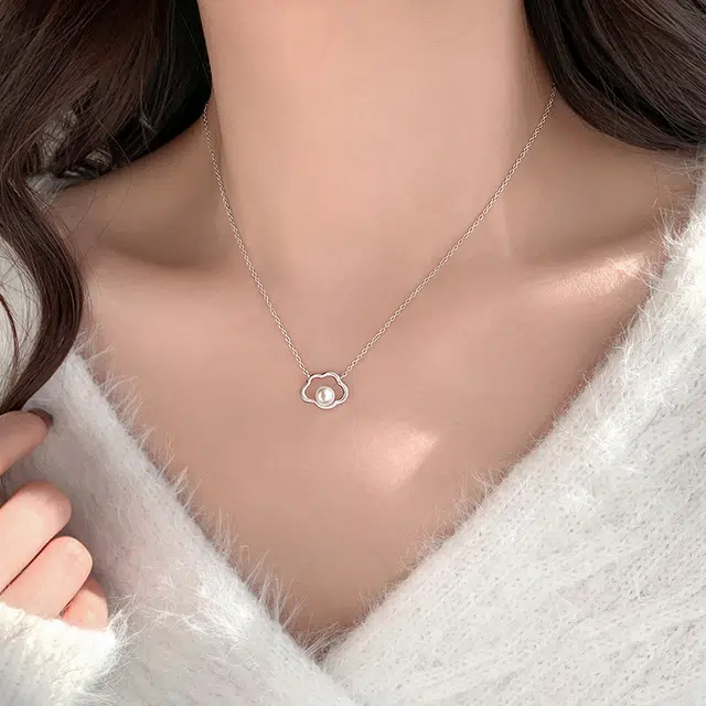 S925