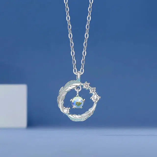 S925
